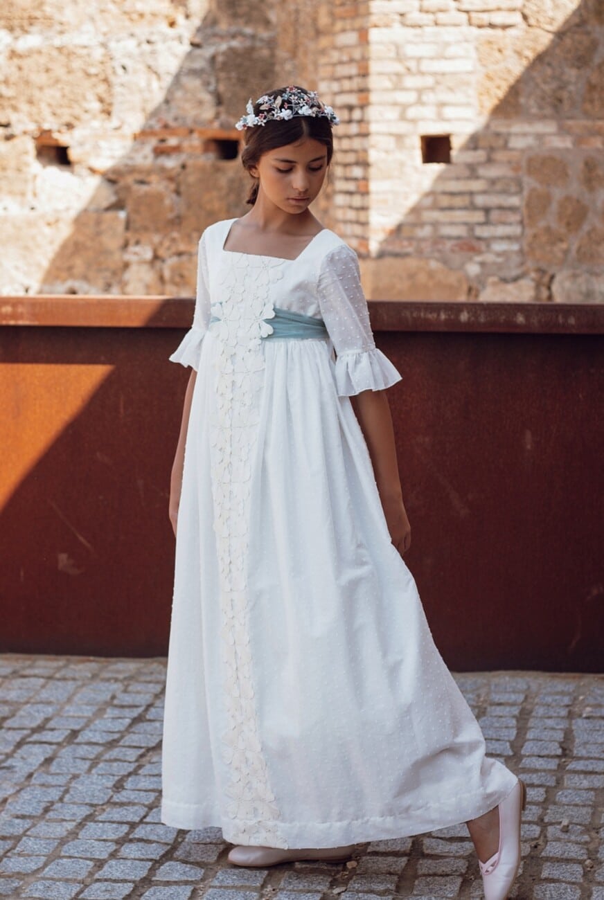 vestido de comunión APOLIS de plumeti de algodón crudo